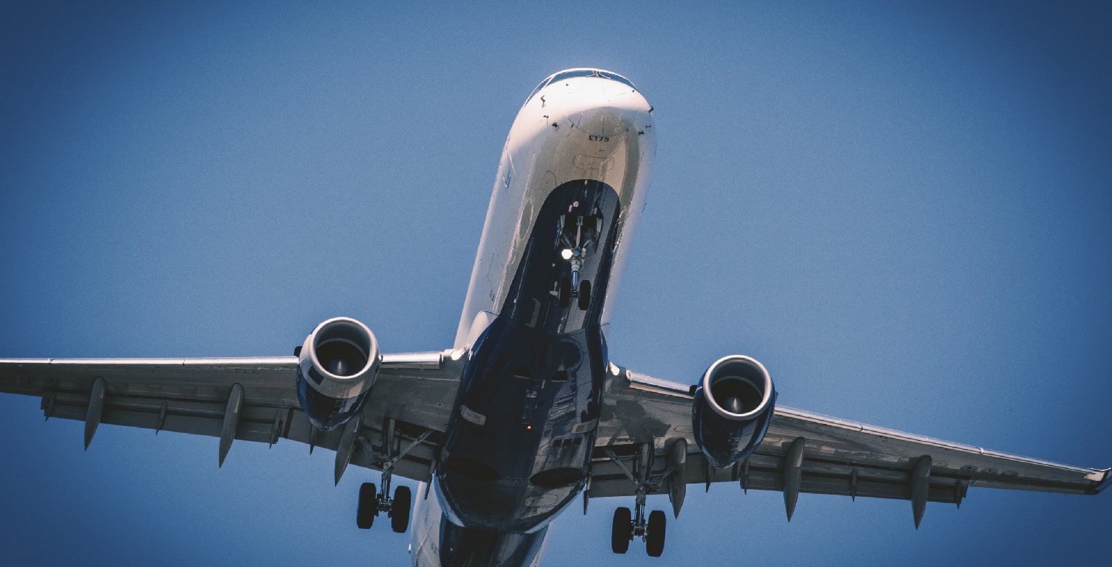 Analysis of an airplane crash onto the radioactive waste repository of ...