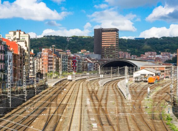 €430 million financing for the ‘Basque Y’